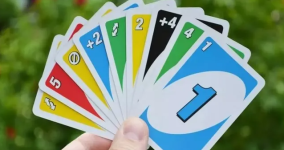 UNO nasıl oynanır.png